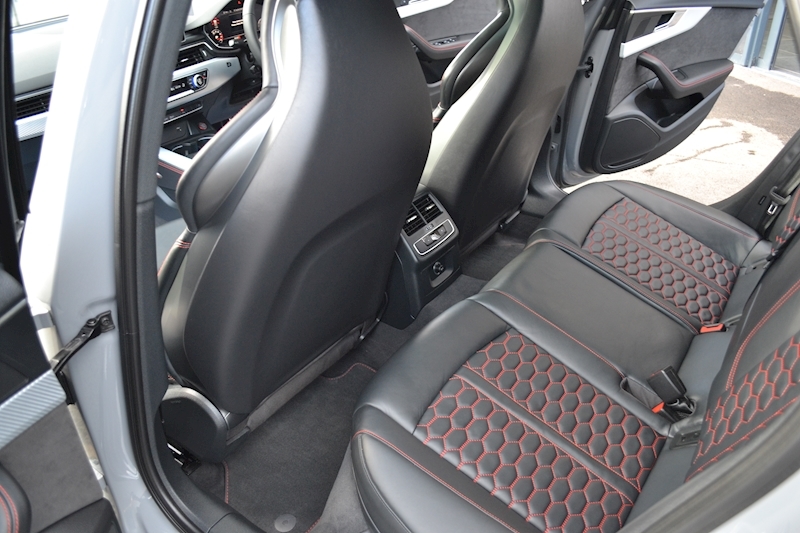 Audi RS4 Avant 2.9 TFSI V6 Avant 5dr Petrol Tiptronic quattro (s/s) (450 ps) 2.9 5dr Avant Tiptronic Petrol