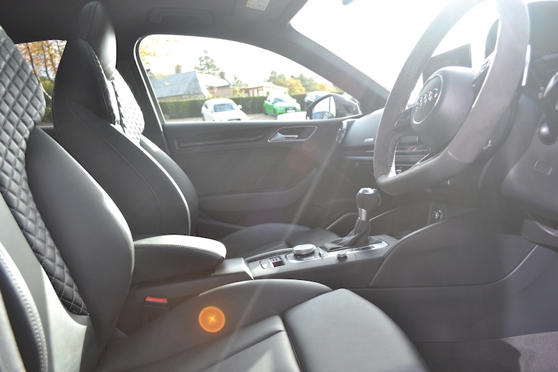 Audi RS3 Audi Sport Edition 2.5 4dr Saloon S Tronic Petrol