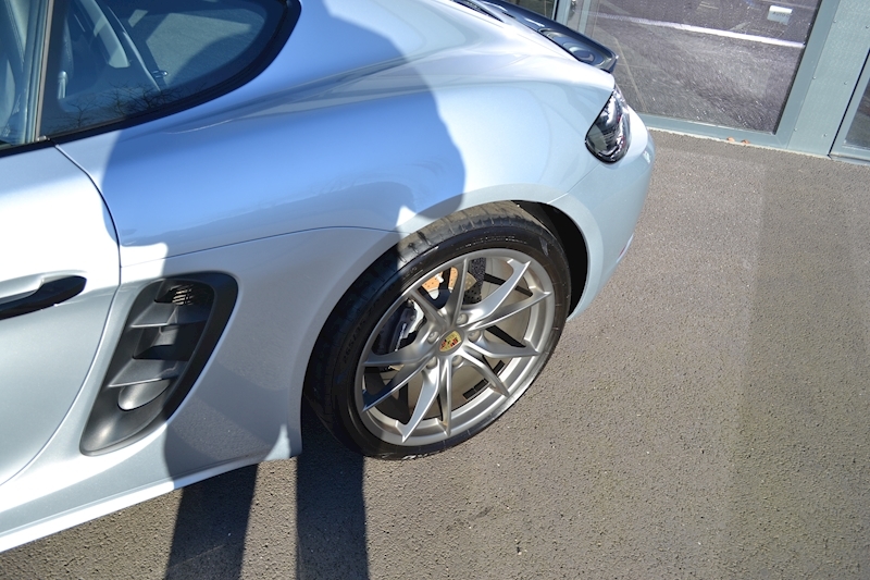 Porsche 718 Cayman 2.0T Coupe 2dr Petrol PDK (s/s) (300 ps) 2.0 2dr Coupe PDK Petrol