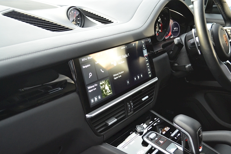 Porsche Cayenne 3.0T V6 SUV 5dr Petrol Tiptronic 4WD (s/s) (340 ps) 3.0 5dr SUV Tiptronic Petrol