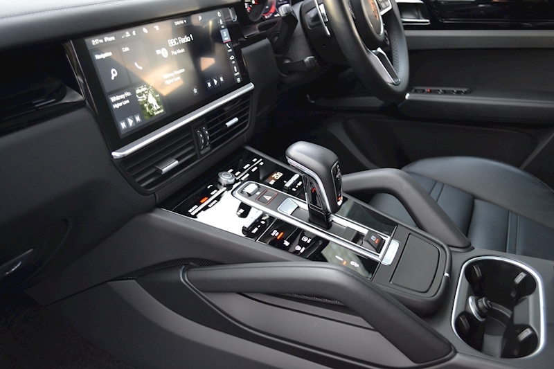 Porsche Cayenne 3.0T V6 SUV 5dr Petrol Tiptronic 4WD (s/s) (340 ps) 3.0 5dr SUV Tiptronic Petrol