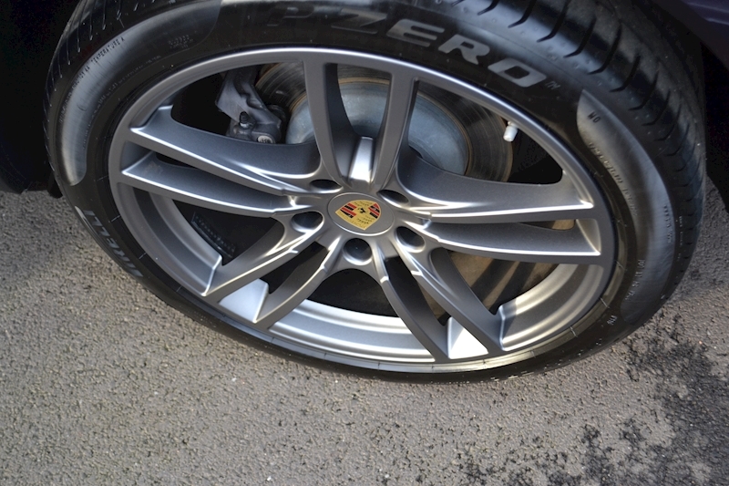 Porsche Cayenne 3.0T V6 SUV 5dr Petrol Tiptronic 4WD (s/s) (340 ps) 3.0 5dr SUV Tiptronic Petrol