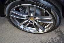 Porsche Cayenne 3.0T V6 SUV 5dr Petrol Tiptronic 4WD (s/s) (340 ps) 3.0 5dr SUV Tiptronic Petrol