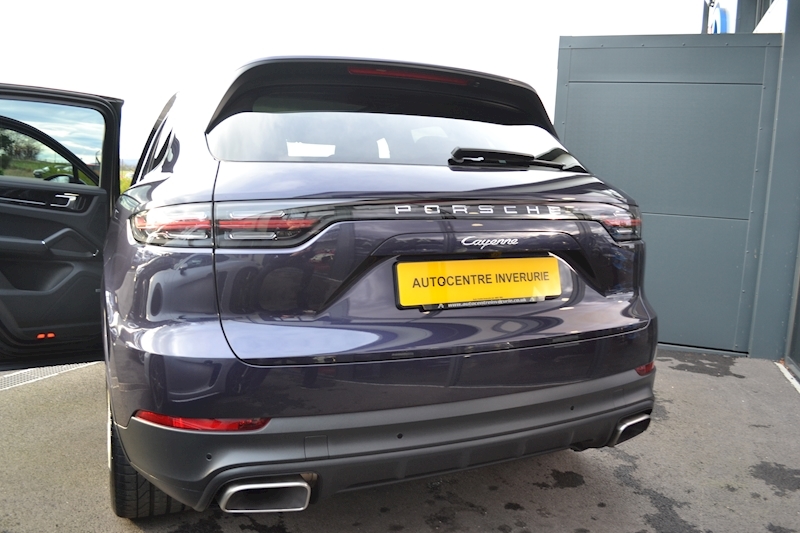 Porsche Cayenne 3.0T V6 SUV 5dr Petrol Tiptronic 4WD (s/s) (340 ps) 3.0 5dr SUV Tiptronic Petrol