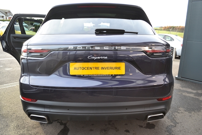 Porsche Cayenne 3.0T V6 SUV 5dr Petrol Tiptronic 4WD (s/s) (340 ps) 3.0 5dr SUV Tiptronic Petrol