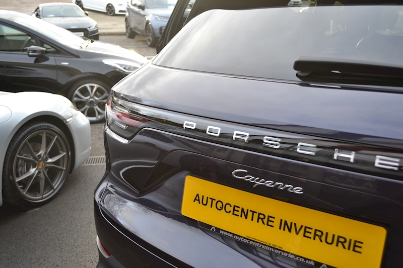 Porsche Cayenne 3.0T V6 SUV 5dr Petrol Tiptronic 4WD (s/s) (340 ps) 3.0 5dr SUV Tiptronic Petrol