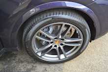 Porsche Cayenne 3.0T V6 SUV 5dr Petrol Tiptronic 4WD (s/s) (340 ps) 3.0 5dr SUV Tiptronic Petrol