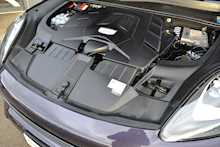 Porsche Cayenne 3.0T V6 SUV 5dr Petrol Tiptronic 4WD (s/s) (340 ps) 3.0 5dr SUV Tiptronic Petrol