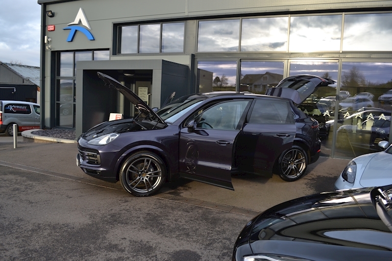 Porsche Cayenne 3.0T V6 SUV 5dr Petrol Tiptronic 4WD (s/s) (340 ps) 3.0 5dr SUV Tiptronic Petrol