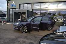 Porsche Cayenne 3.0T V6 SUV 5dr Petrol Tiptronic 4WD (s/s) (340 ps) 3.0 5dr SUV Tiptronic Petrol