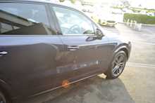 Porsche Cayenne 3.0T V6 SUV 5dr Petrol Tiptronic 4WD (s/s) (340 ps) 3.0 5dr SUV Tiptronic Petrol