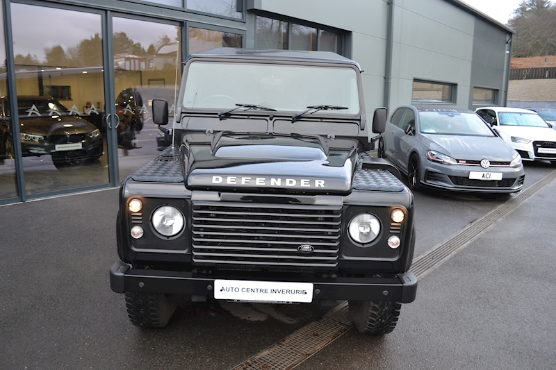 Land Rover Defender 110 XS Station Wagon 2.2 Manual Diesel
