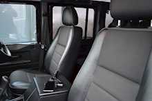 Land Rover Defender 110 XS Station Wagon 2.2 Manual Diesel