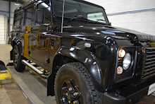 Land Rover Defender 110 XS Station Wagon 2.2 Manual Diesel