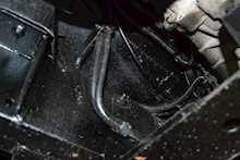 Land Rover Defender 110 XS Station Wagon 2.2 Manual Diesel