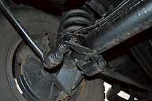 Land Rover Defender 110 XS Station Wagon 2.2 Manual Diesel