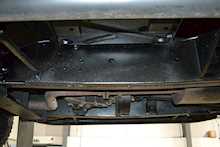 Land Rover Defender 110 XS Station Wagon 2.2 Manual Diesel