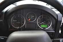 Land Rover Defender 110 XS Station Wagon 2.2 Manual Diesel