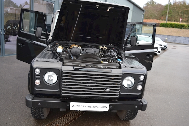 Land Rover Defender 110 XS Station Wagon 2.2 Manual Diesel