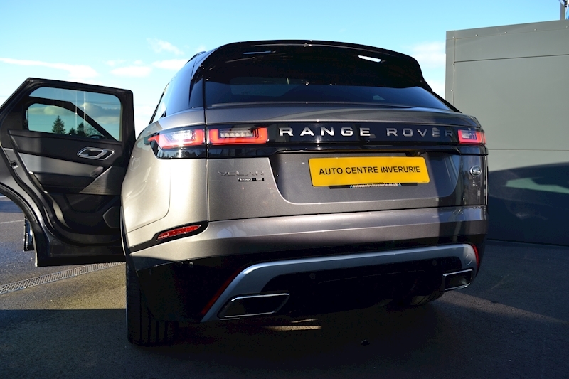 Land Rover 3.0 D300 R-Dynamic SE SUV 5dr Diesel Auto 4WD (s/s) (300 ps)