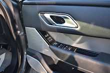 Land Rover 3.0 D300 R-Dynamic SE SUV 5dr Diesel Auto 4WD (s/s) (300 ps)