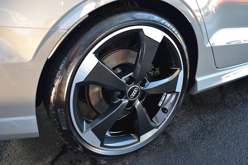 Audi 2.5 TFSI Audi Sport Edition Saloon 4dr Petrol S Tronic quattro (s/s) (400 ps)