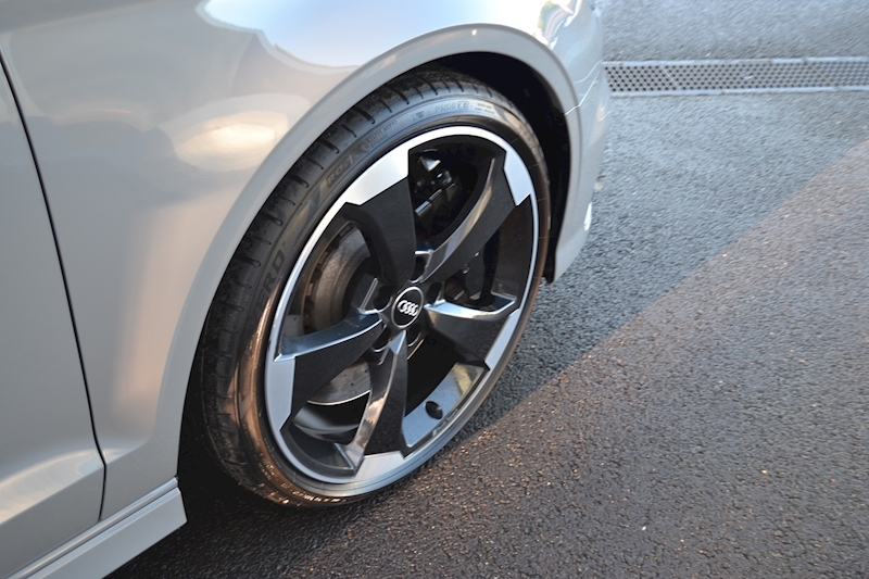 Audi 2.5 TFSI Audi Sport Edition Saloon 4dr Petrol S Tronic quattro (s/s) (400 ps)