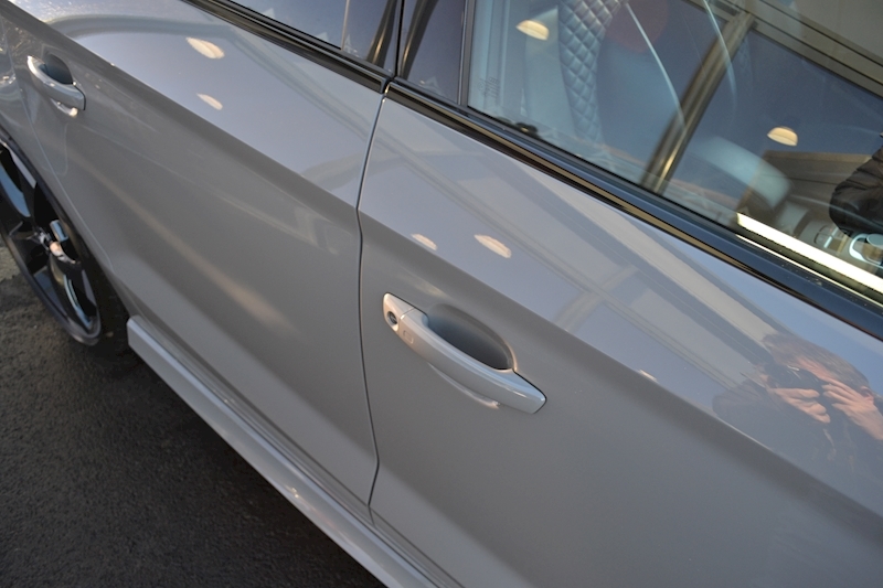 Audi 2.5 TFSI Audi Sport Edition Saloon 4dr Petrol S Tronic quattro (s/s) (400 ps)