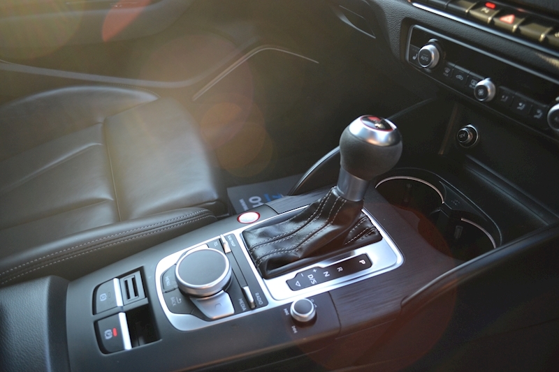 Audi 2.5 TFSI Audi Sport Edition Saloon 4dr Petrol S Tronic quattro (s/s) (400 ps)