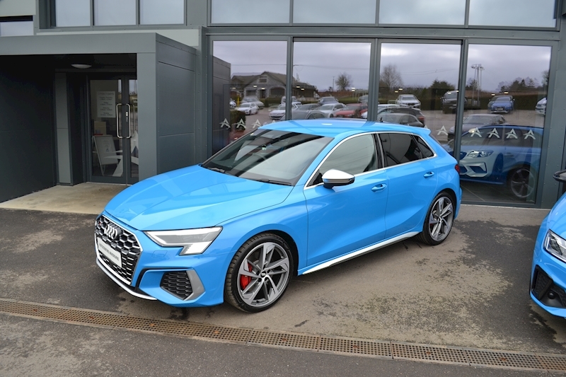 Audi 2.0 TFSI Sportback 5dr Petrol S Tronic quattro (s/s) (310 ps)