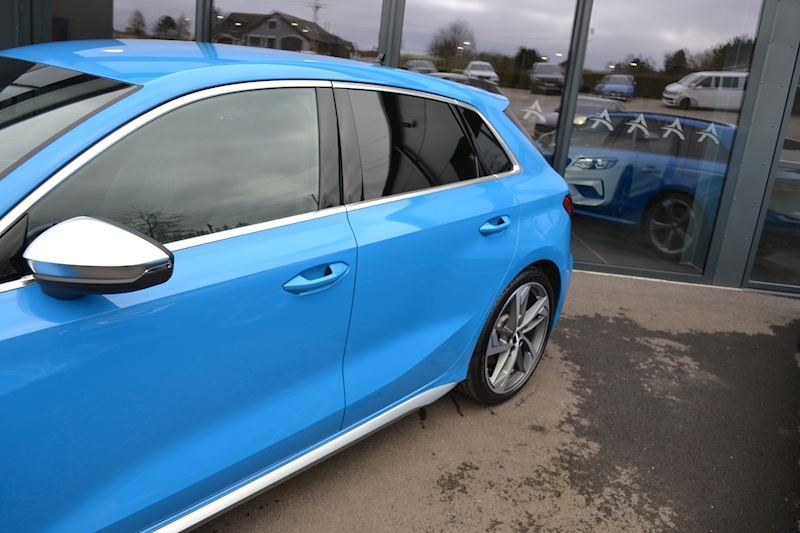 Audi 2.0 TFSI Sportback 5dr Petrol S Tronic quattro (s/s) (310 ps)