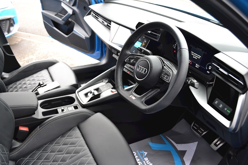 Audi 2.0 TFSI Sportback 5dr Petrol S Tronic quattro (s/s) (310 ps)