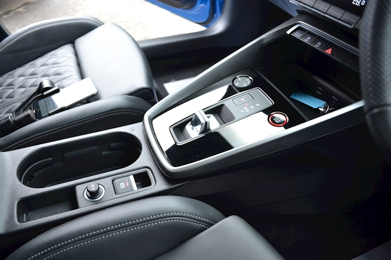 Audi 2.0 TFSI Sportback 5dr Petrol S Tronic quattro (s/s) (310 ps)