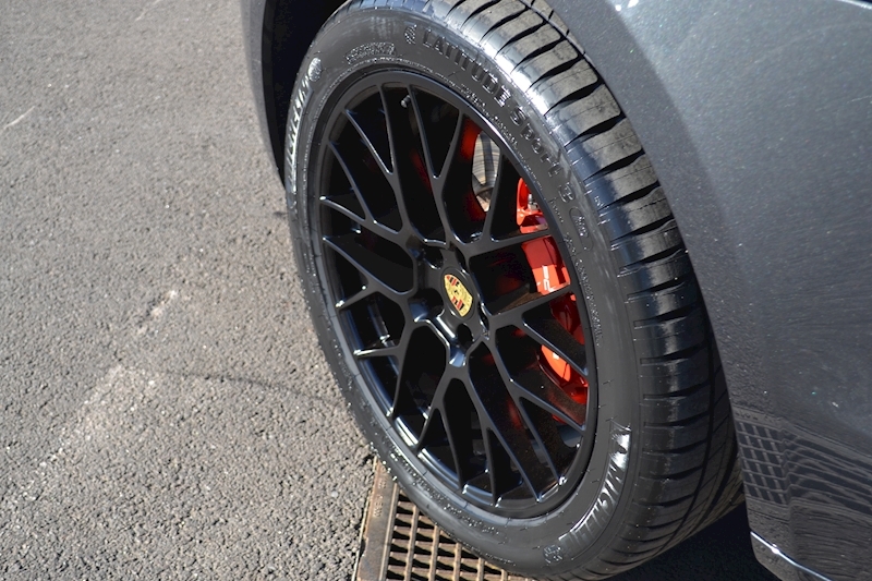 Porsche 3.0T V6 GTS SUV 5dr Petrol PDK 4WD (s/s) (360 ps)