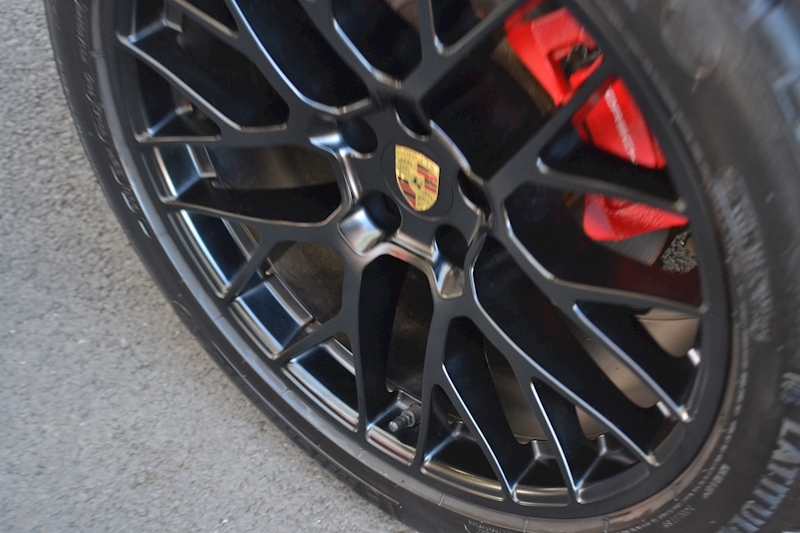 Porsche 3.0T V6 GTS SUV 5dr Petrol PDK 4WD (s/s) (360 ps)