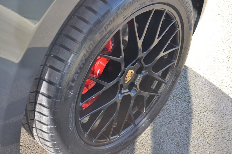 Porsche 3.0T V6 GTS SUV 5dr Petrol PDK 4WD (s/s) (360 ps)