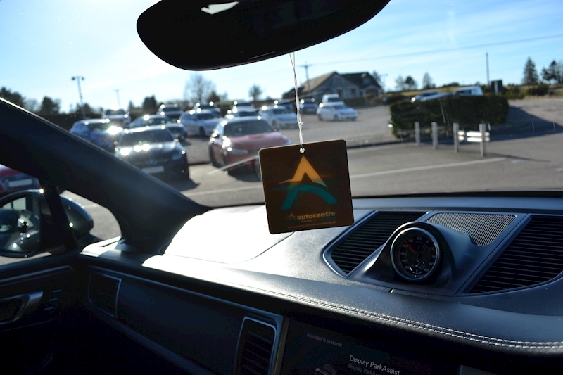 Porsche 3.0T V6 GTS SUV 5dr Petrol PDK 4WD (s/s) (360 ps)