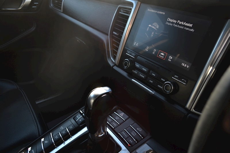 Porsche 3.0T V6 GTS SUV 5dr Petrol PDK 4WD (s/s) (360 ps)