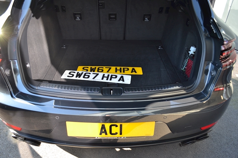 Porsche 3.0T V6 GTS SUV 5dr Petrol PDK 4WD (s/s) (360 ps)