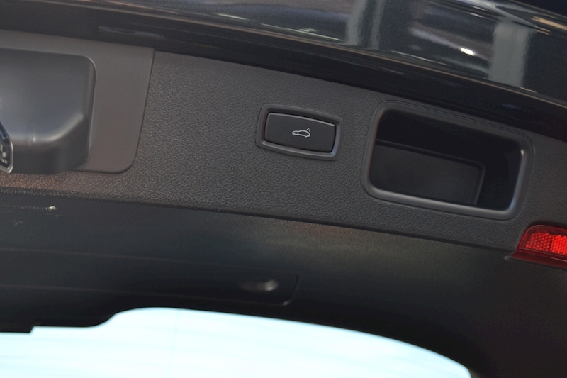 Porsche 3.0T V6 GTS SUV 5dr Petrol PDK 4WD (s/s) (360 ps)