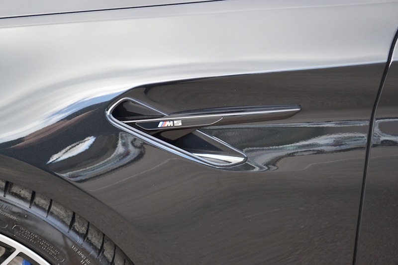 BMW 4.4i V8 Competition Saloon 4dr Petrol Steptronic xDrive (s/s) (625 ps)