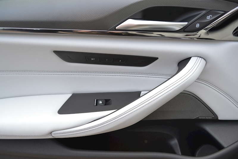 BMW 4.4i V8 Competition Saloon 4dr Petrol Steptronic xDrive (s/s) (625 ps)