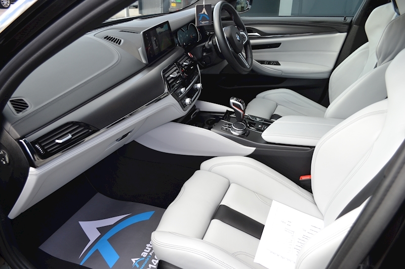 BMW 4.4i V8 Competition Saloon 4dr Petrol Steptronic xDrive (s/s) (625 ps)