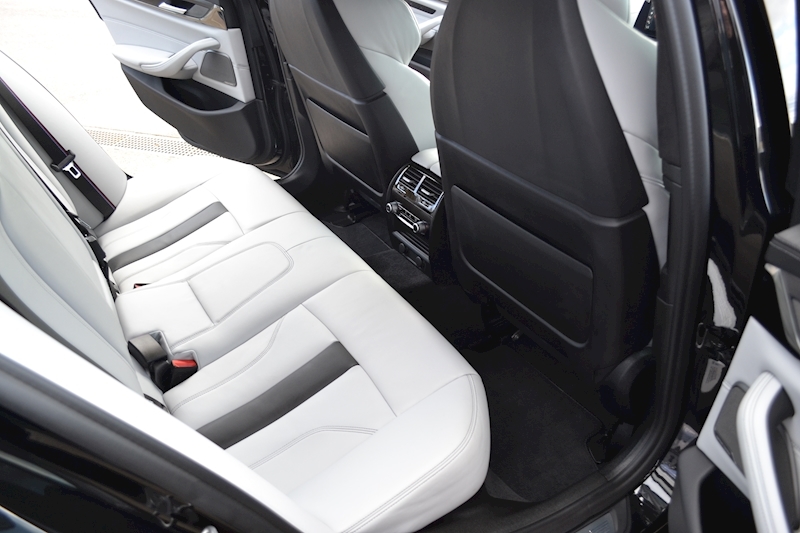 BMW 4.4i V8 Competition Saloon 4dr Petrol Steptronic xDrive (s/s) (625 ps)