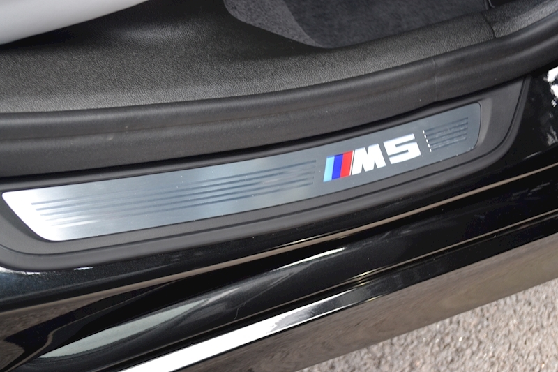 BMW 4.4i V8 Competition Saloon 4dr Petrol Steptronic xDrive (s/s) (625 ps)