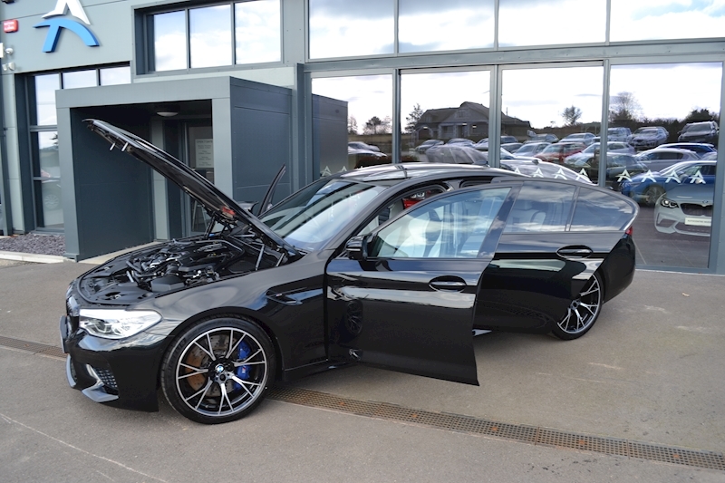 BMW 4.4i V8 Competition Saloon 4dr Petrol Steptronic xDrive (s/s) (625 ps)