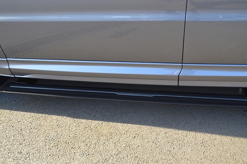 Land Rover 5.0 P575 V8 SVR SUV 5dr Petrol Auto 4WD (s/s) (575 ps)