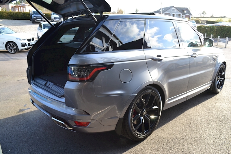 Land Rover 5.0 P575 V8 SVR SUV 5dr Petrol Auto 4WD (s/s) (575 ps)