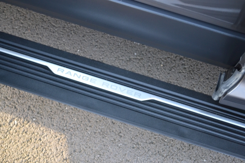 Land Rover 5.0 P575 V8 SVR SUV 5dr Petrol Auto 4WD (s/s) (575 ps)