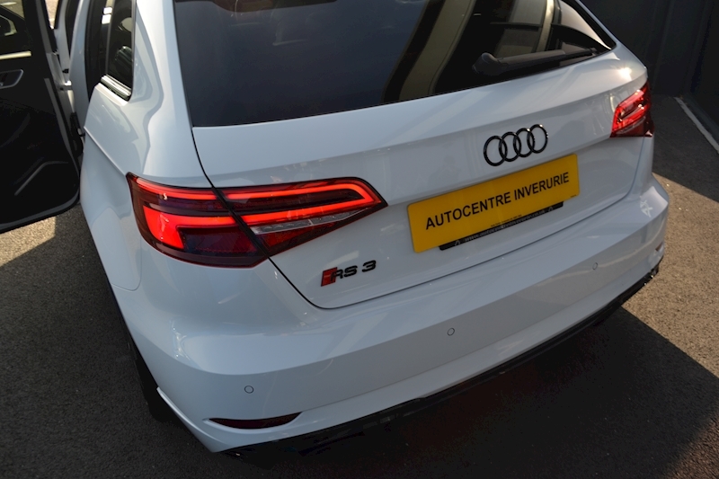 Audi 2.5 TFSI Audi Sport Edition Sportback 5dr Petrol S Tronic quattro (s/s) (400 ps)